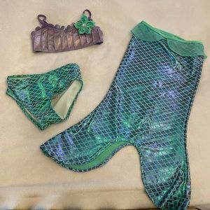 Disney store Little Mermaid 3piece swimsuit SZ 5/6